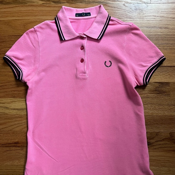 Fred Perry Tops - Vintage Fred Perry hot pink/burgundy100% cotton s/s polo shirt women’s 4 XS-S